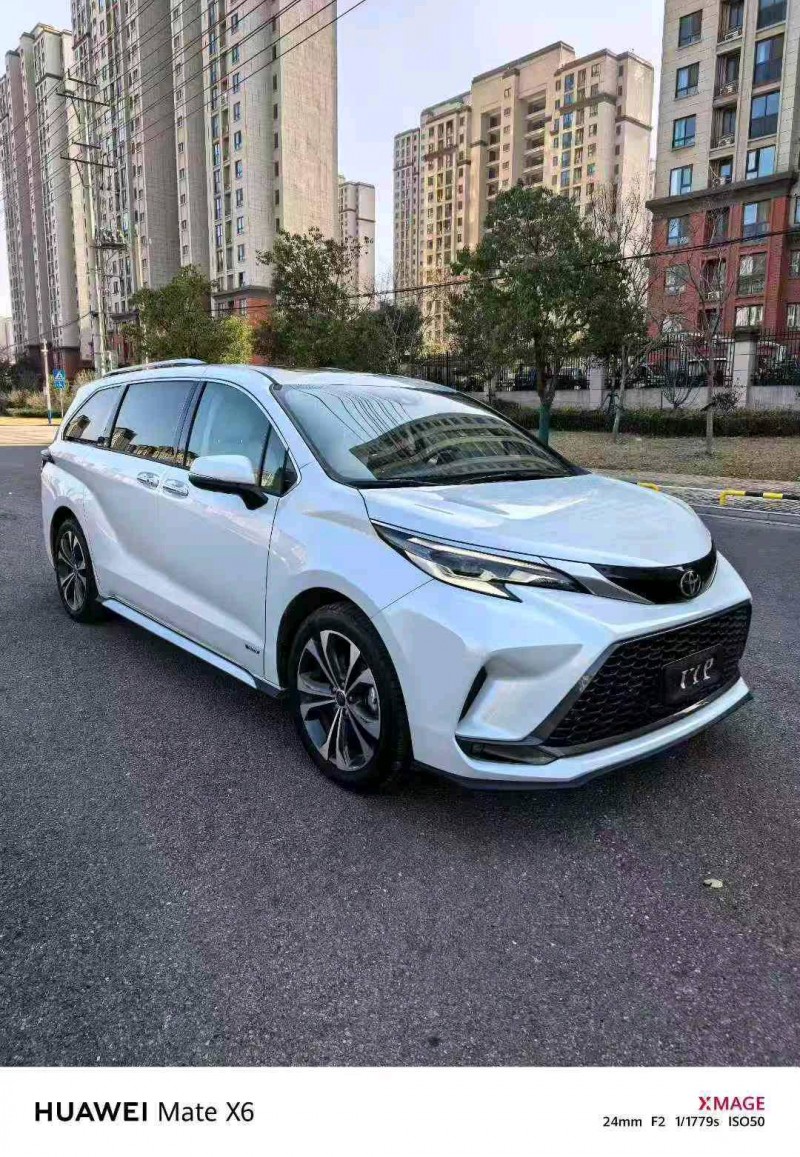 合肥23年丰田格瑞维亚3