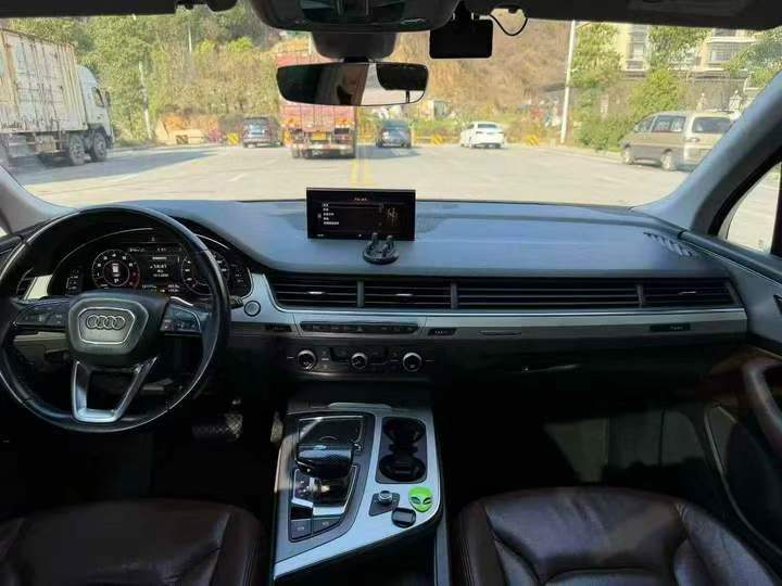 常德17年奥迪Q74