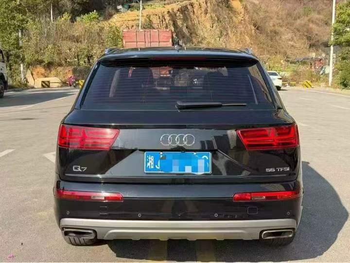 常德17年奥迪Q79