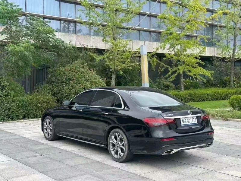 青岛20年奔驰E5
