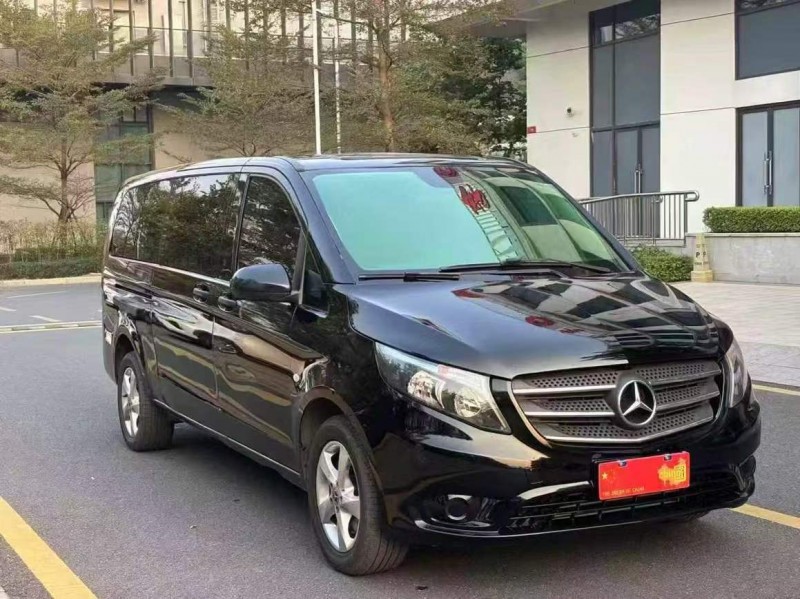 广州20年奔驰威霆4