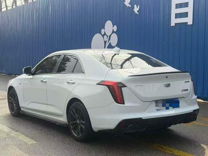 岳阳22年凯迪拉克CT48