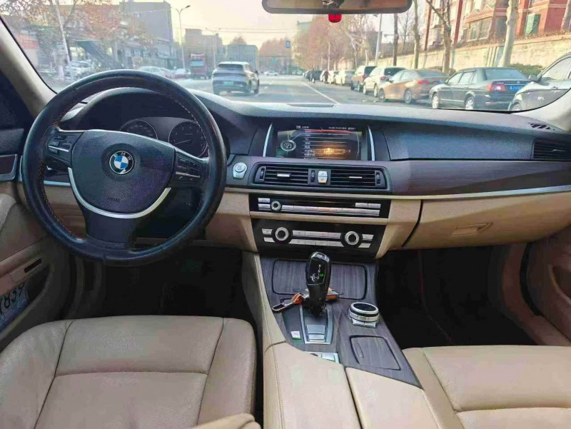 邯郸11年宝马3系7