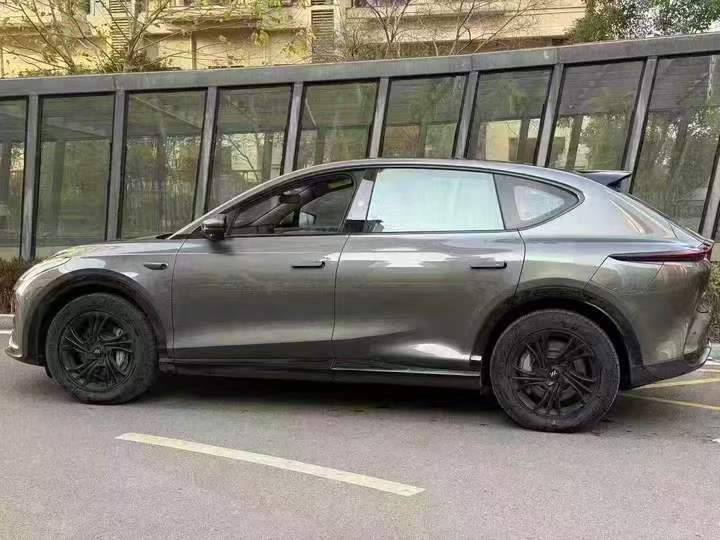 岳阳24年智己LS77