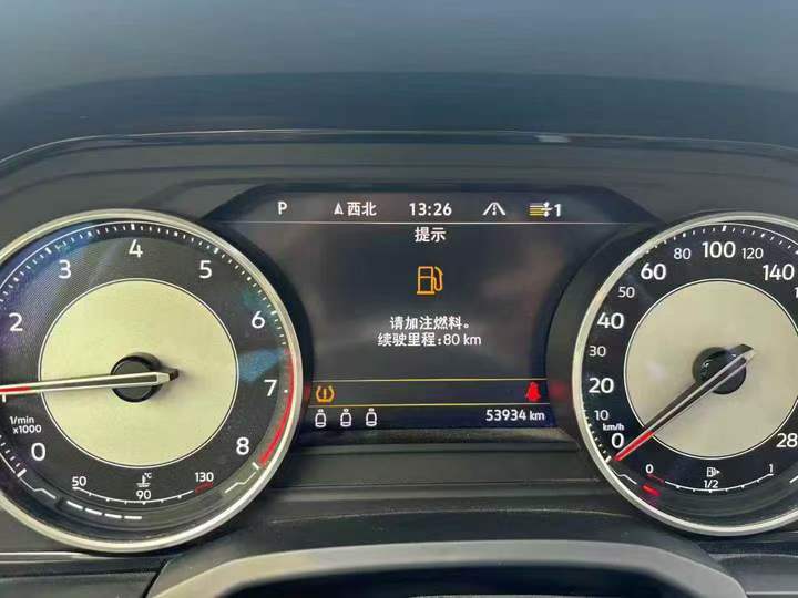 邵阳21年大众途锐4