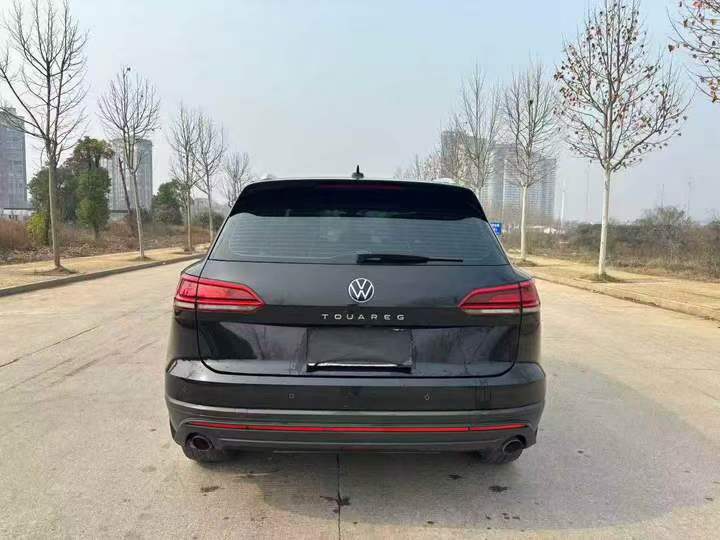 邵阳21年大众途锐9