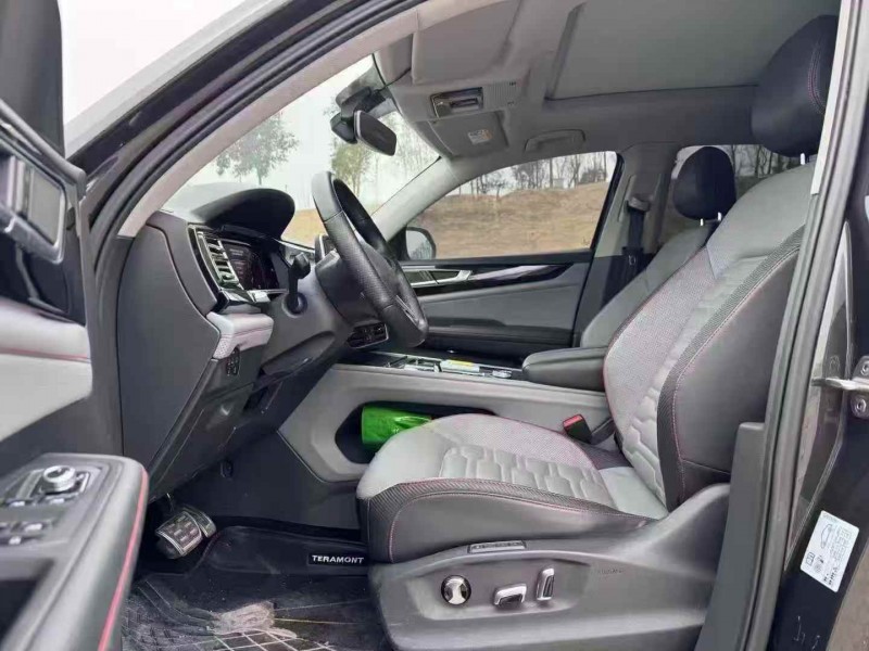 焦作23年大众途昂6