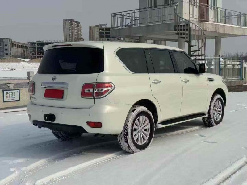 洛阳18年日产途乐6