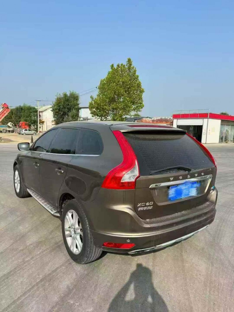 潍坊16年沃尔沃XC607