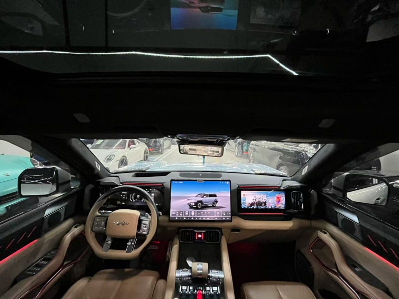 深圳25年比亚迪方程豹5