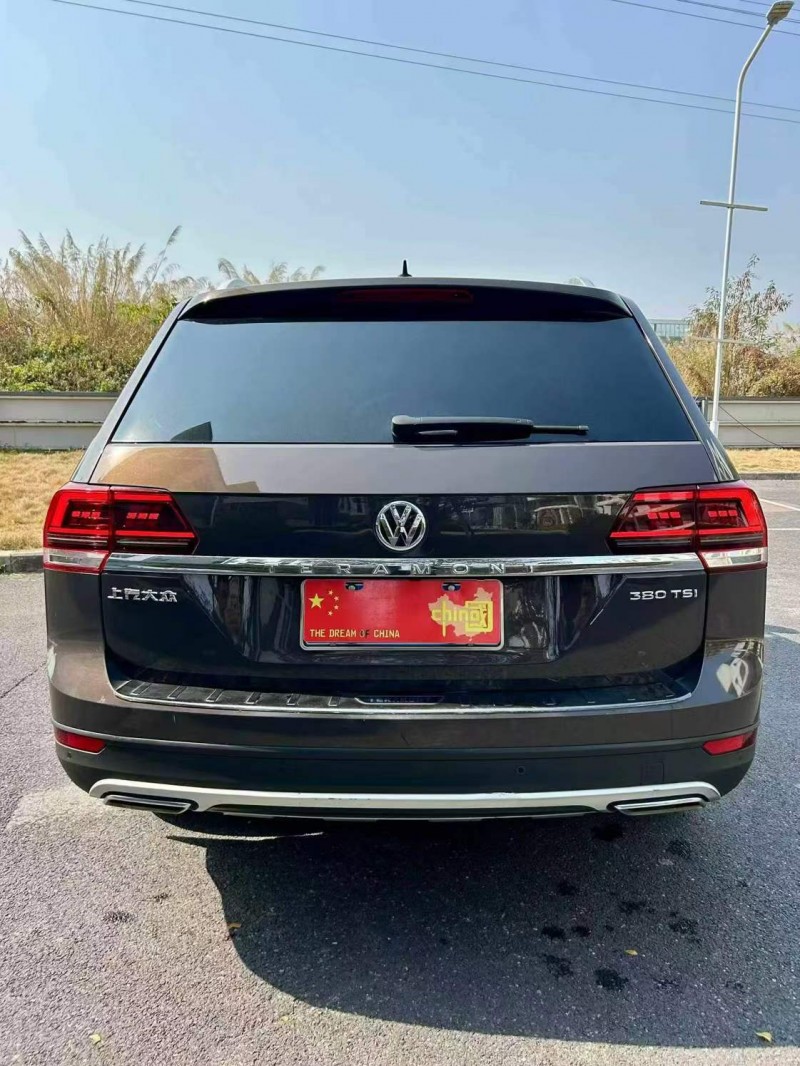 汕头18年大众途昂9