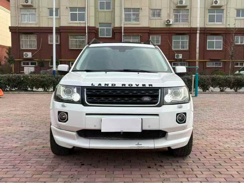 济宁14年路虎神行者1