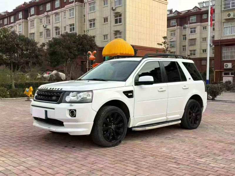 济宁14年路虎神行者3