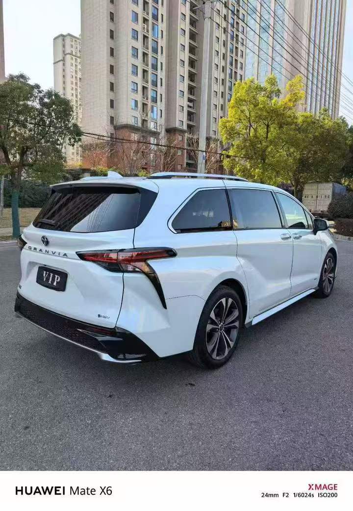 马鞍山23年丰田格瑞维亚8