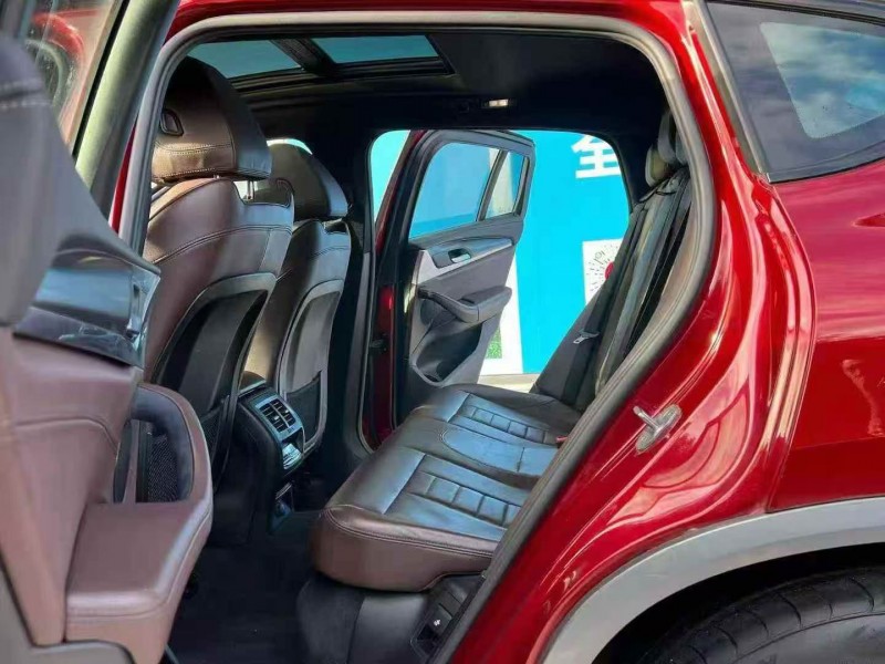 深圳19年宝马X47