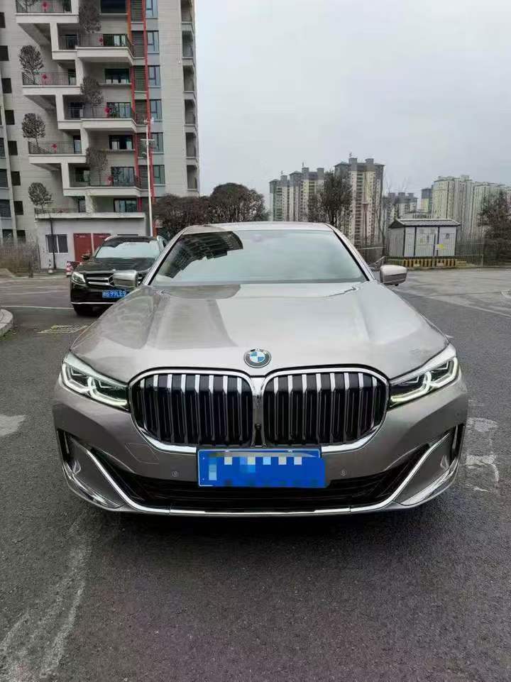 重庆21年宝马7系1