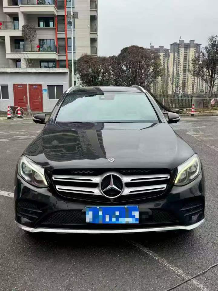 重庆18年奔驰GLC1