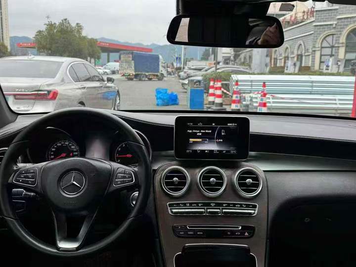 重庆18年奔驰GLC6