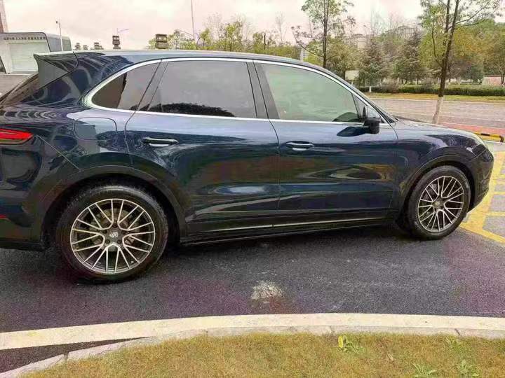 吉安20年保时捷卡宴8