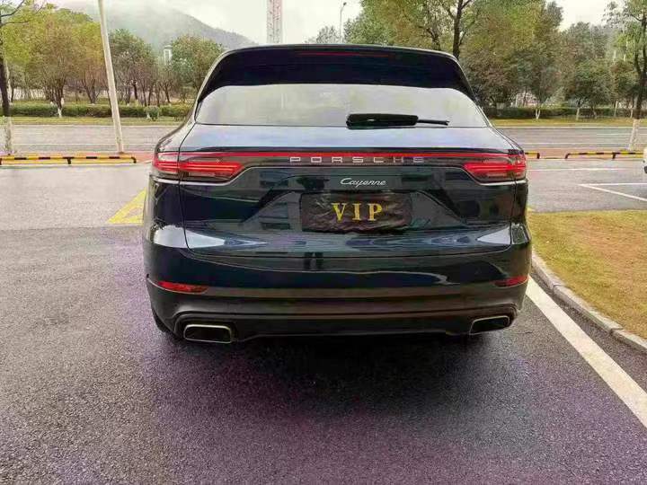 吉安20年保时捷卡宴9