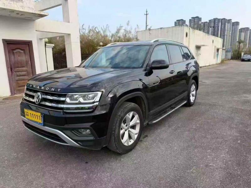 贵港20年大众途昂2