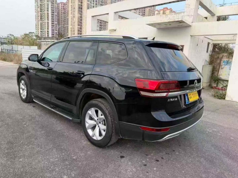 贵港20年大众途昂7