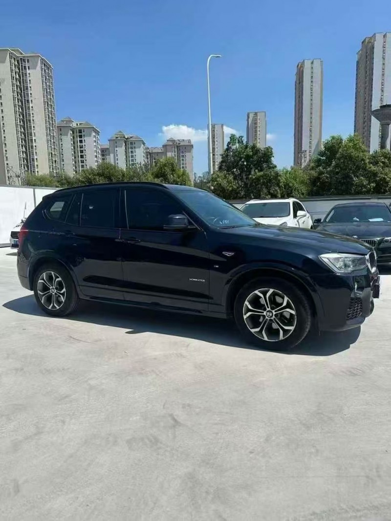 武汉17年宝马X33