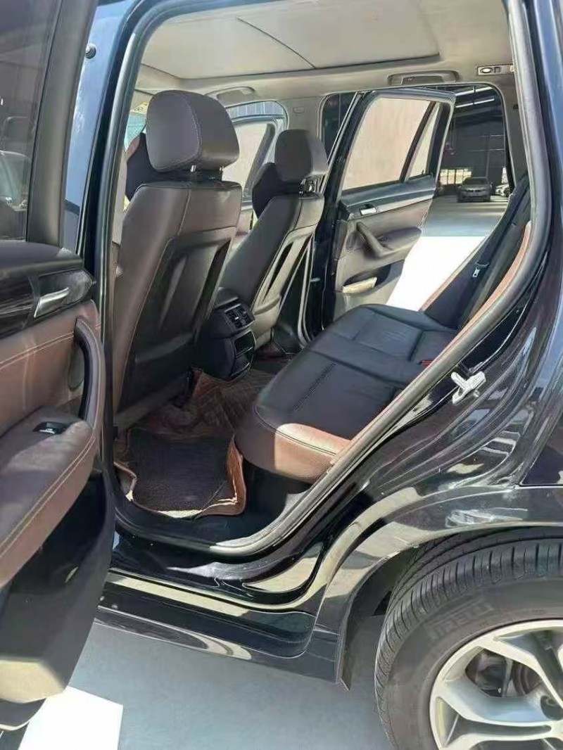 武汉17年宝马X34