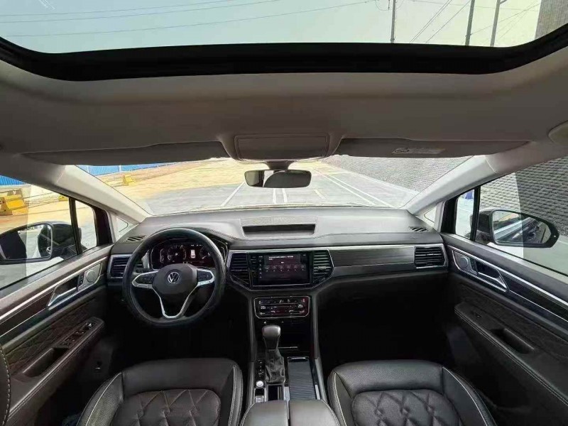 青岛21年大众威然4