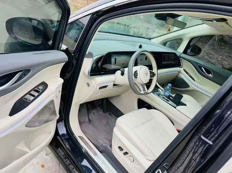 潍坊24年岚图汽车梦想家6