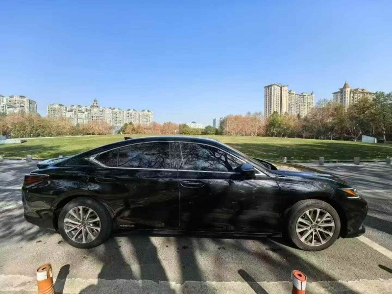 淮安22年雷克萨斯ES3