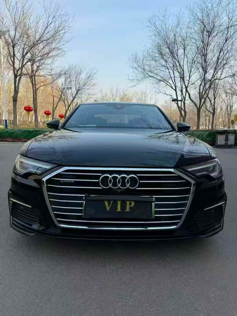 青岛22年奥迪A6L1