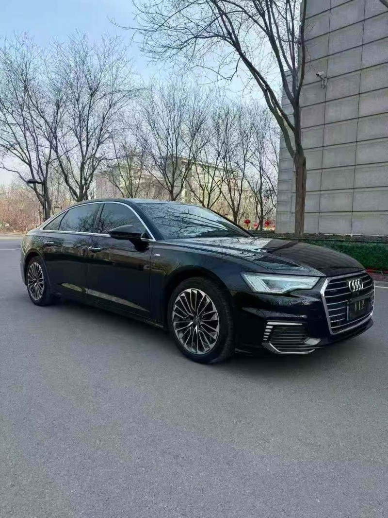 青岛22年奥迪A6L3