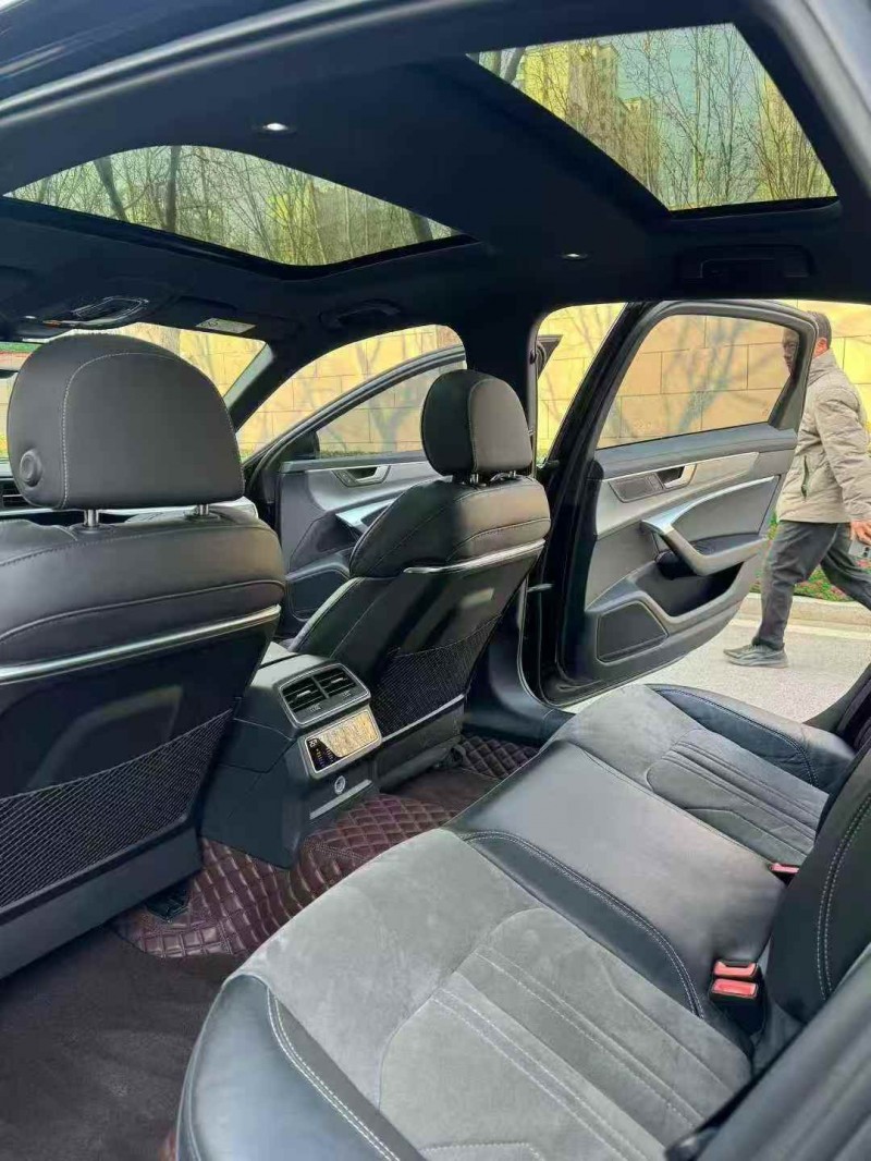 青岛22年奥迪A6L4