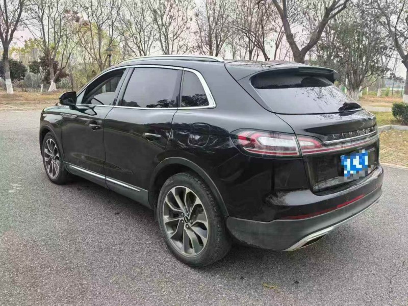 武汉22年林肯航海家8