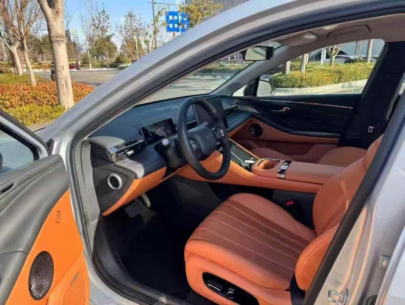 连云港25年传祺埃安RT6