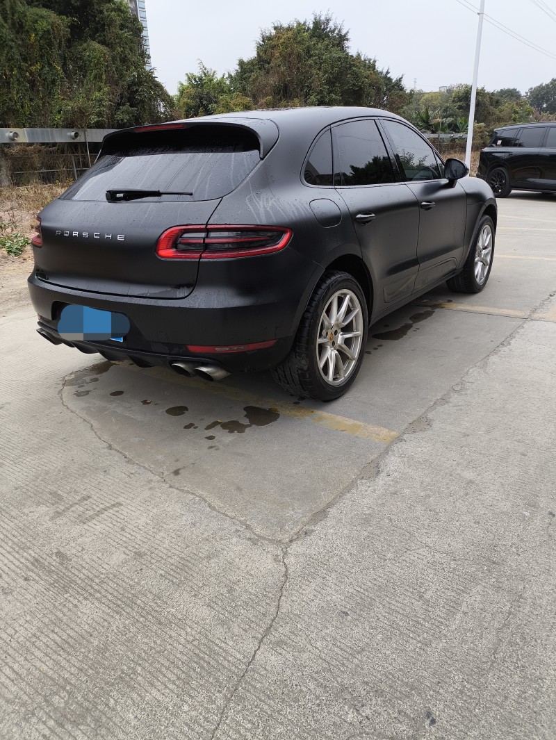 广州15年保时捷Macan7