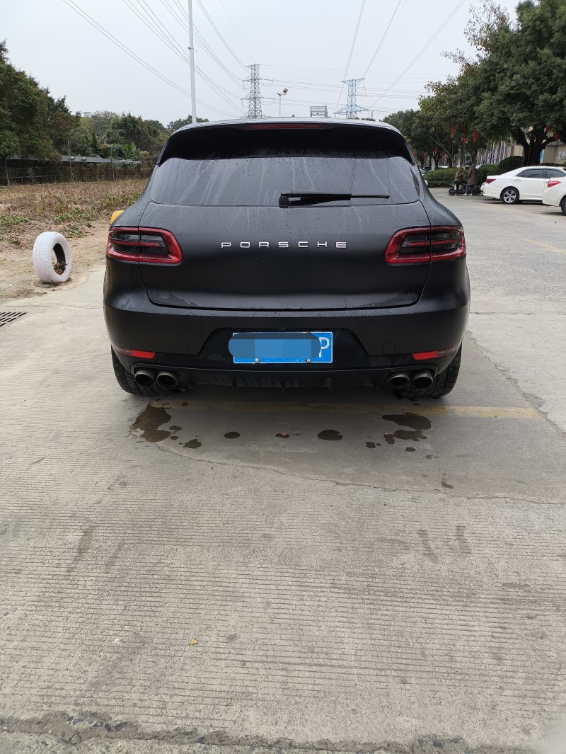 广州15年保时捷Macan9