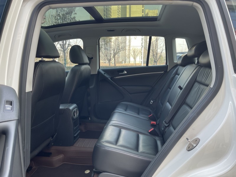 济宁19年大众途观6