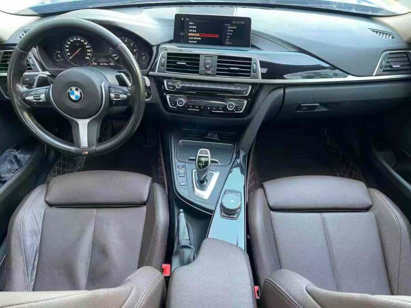 济宁19年宝马3系4