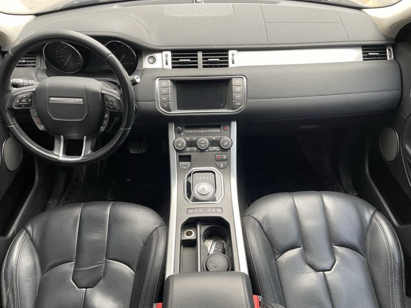 济宁16年路虎极光5