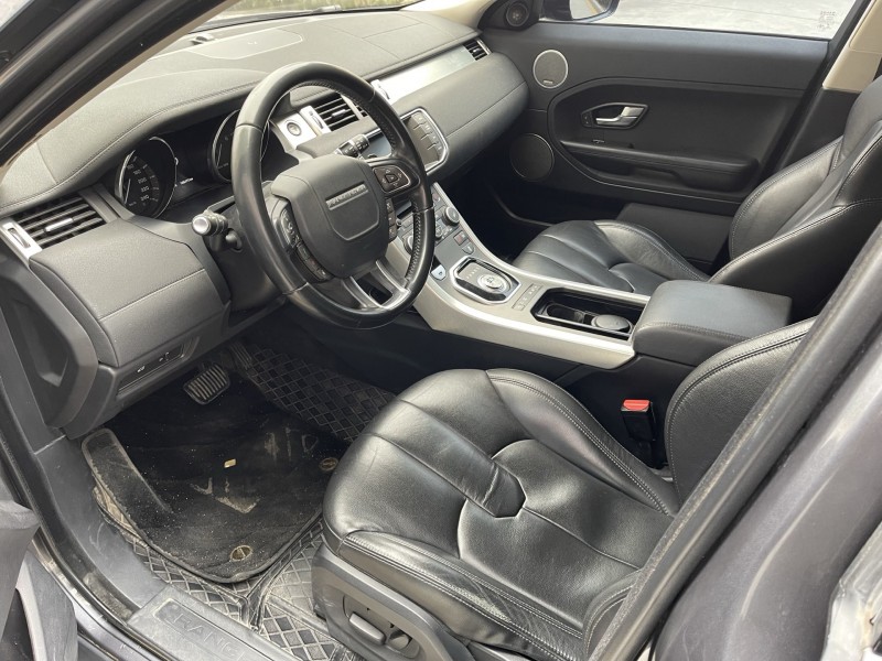 济宁16年路虎极光7