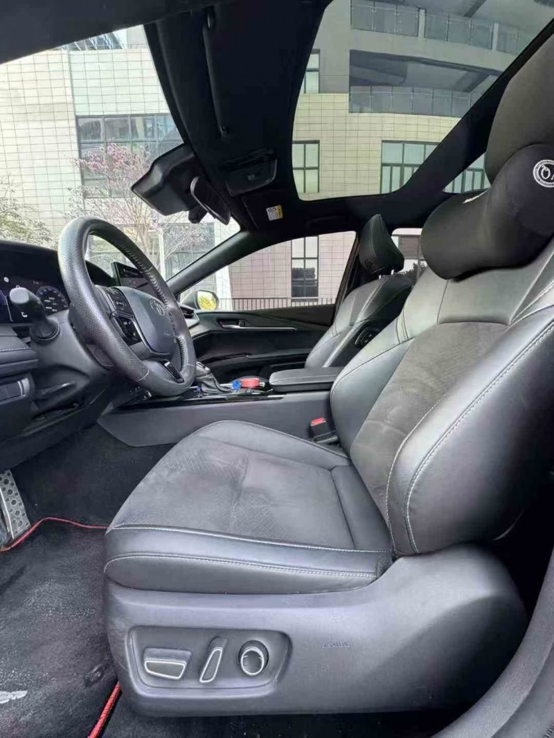 韶关25年丰田凯美瑞6