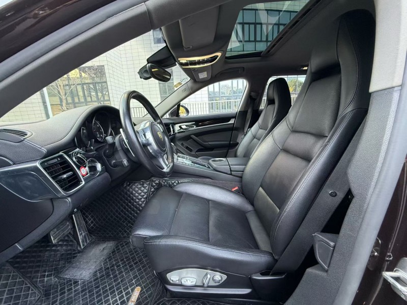 汕头16年保时捷帕拉梅拉5