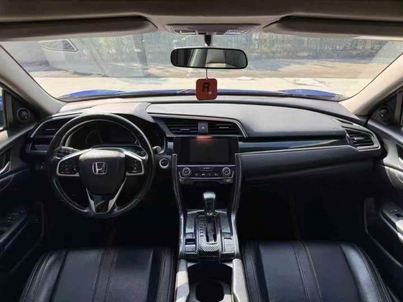 汕头17年本田思域5