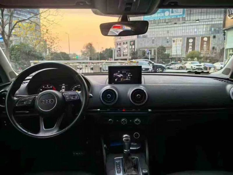 嘉兴19年奥迪A36