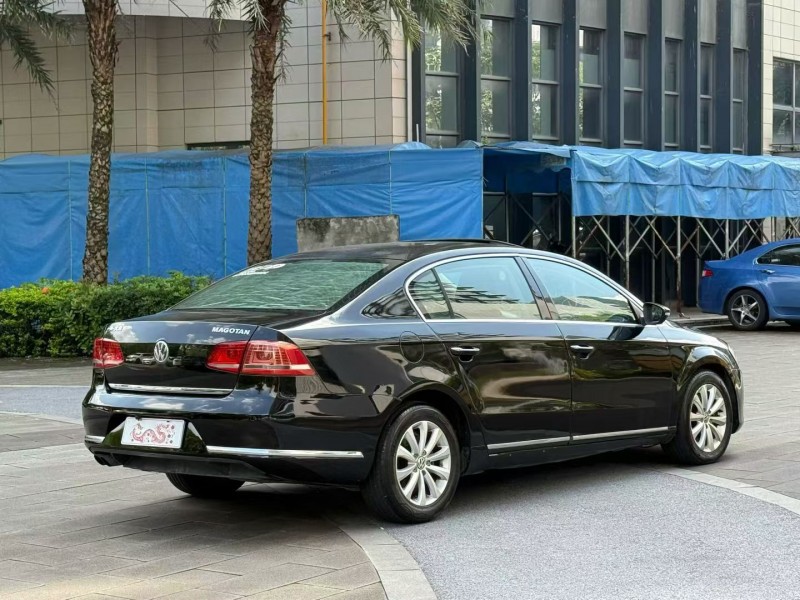 佛山13年大众迈腾8