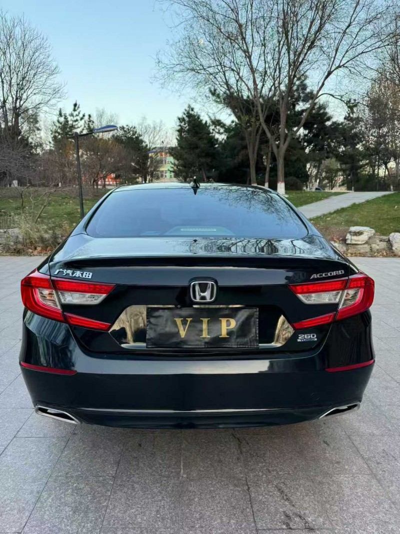 邢台19年本田雅阁9