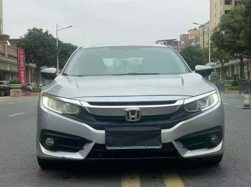湛江18年本田思域1