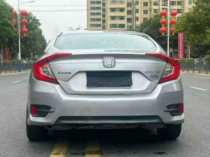 湛江18年本田思域9